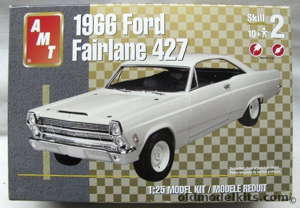 AMT 1/25 1966 Ford Fairlane 427 GT/A, 38214 plastic model kit